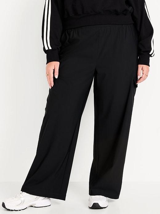 High-Waisted SleekTech Wide-Leg Cargo Pants Product Image