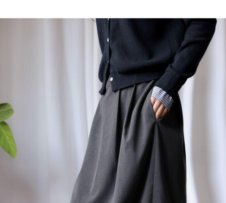 High Rise Plain Midi H-Line Skirt Product Image