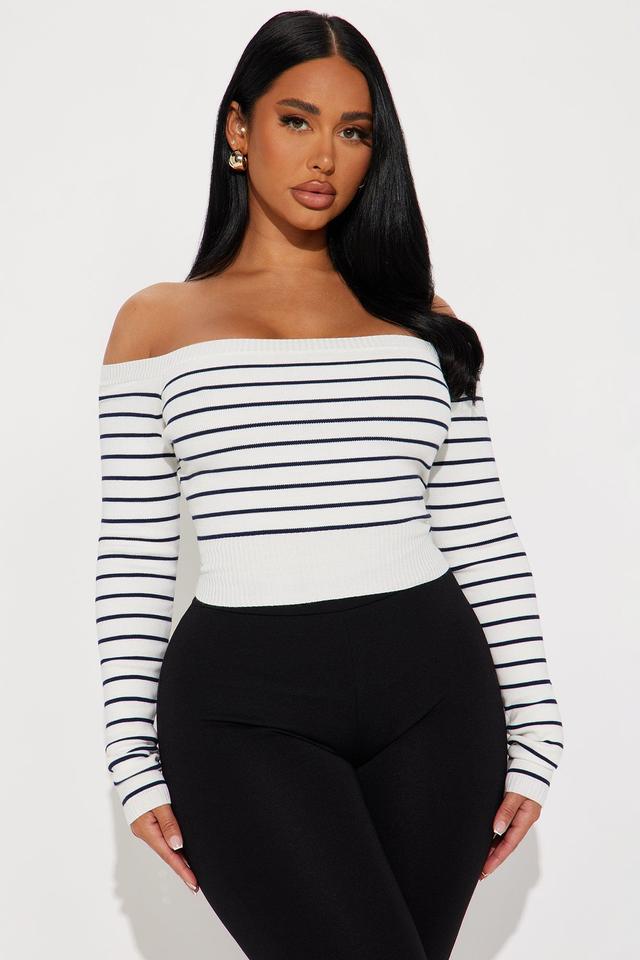 Hamptons Weekend Striped Sweater - White/combo Product Image