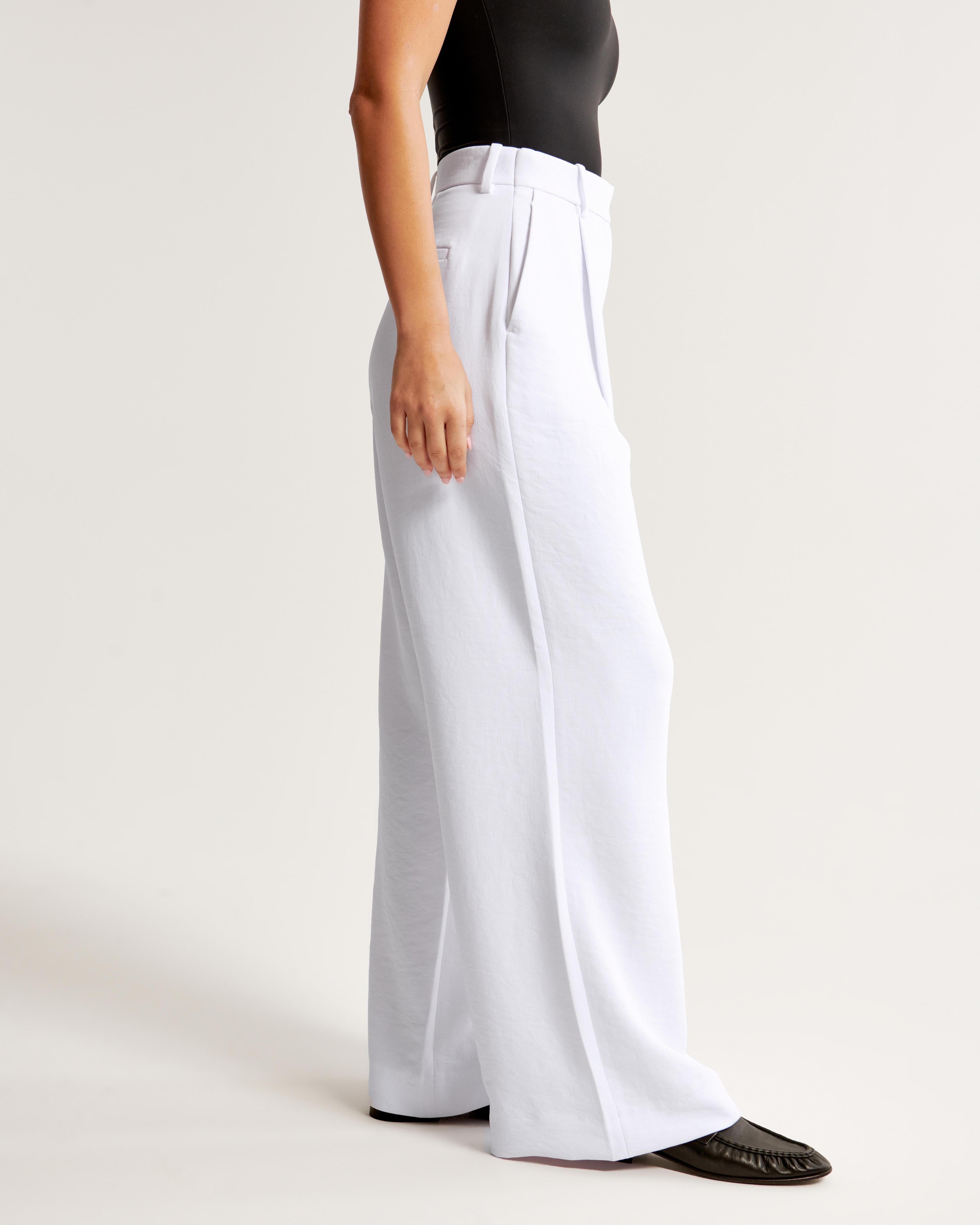 Curve Love A&F Harper Tailored Premium Crepe Ultra-Wide Leg Pant Product Image