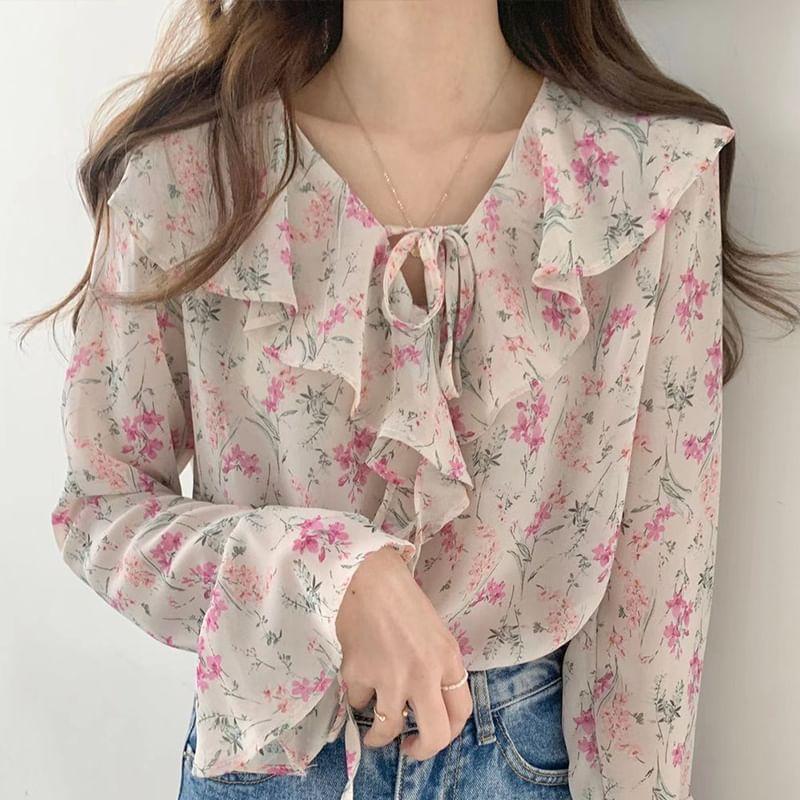 Long-Sleeve Collared Floral Print Ruffle Blouse Product Image