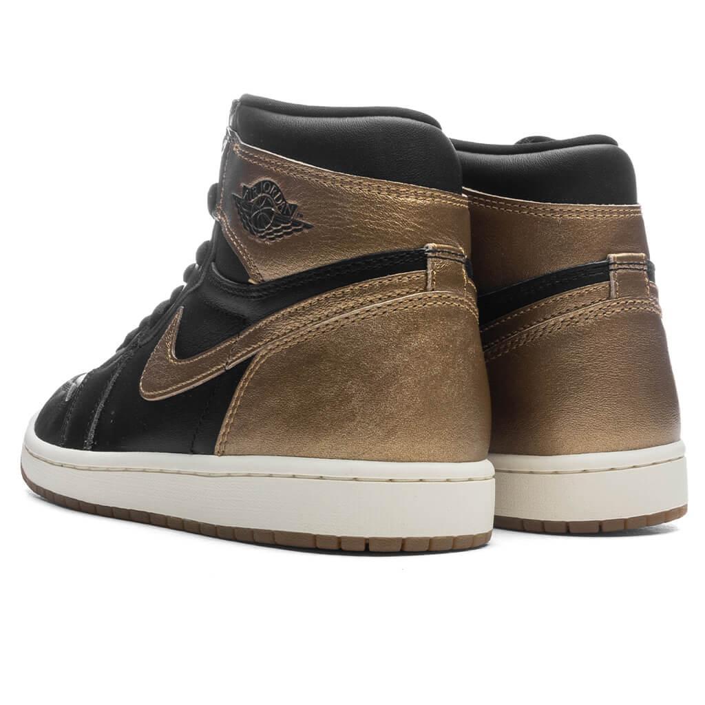 Air Jordan 1 Retro High OG 'Black and Gold' - Black/Metallic/Sail Male Product Image