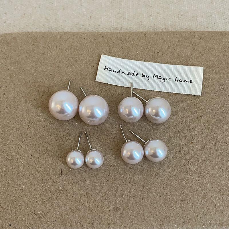 925 Sterling Silver Faux Pearl Stud Earring Product Image