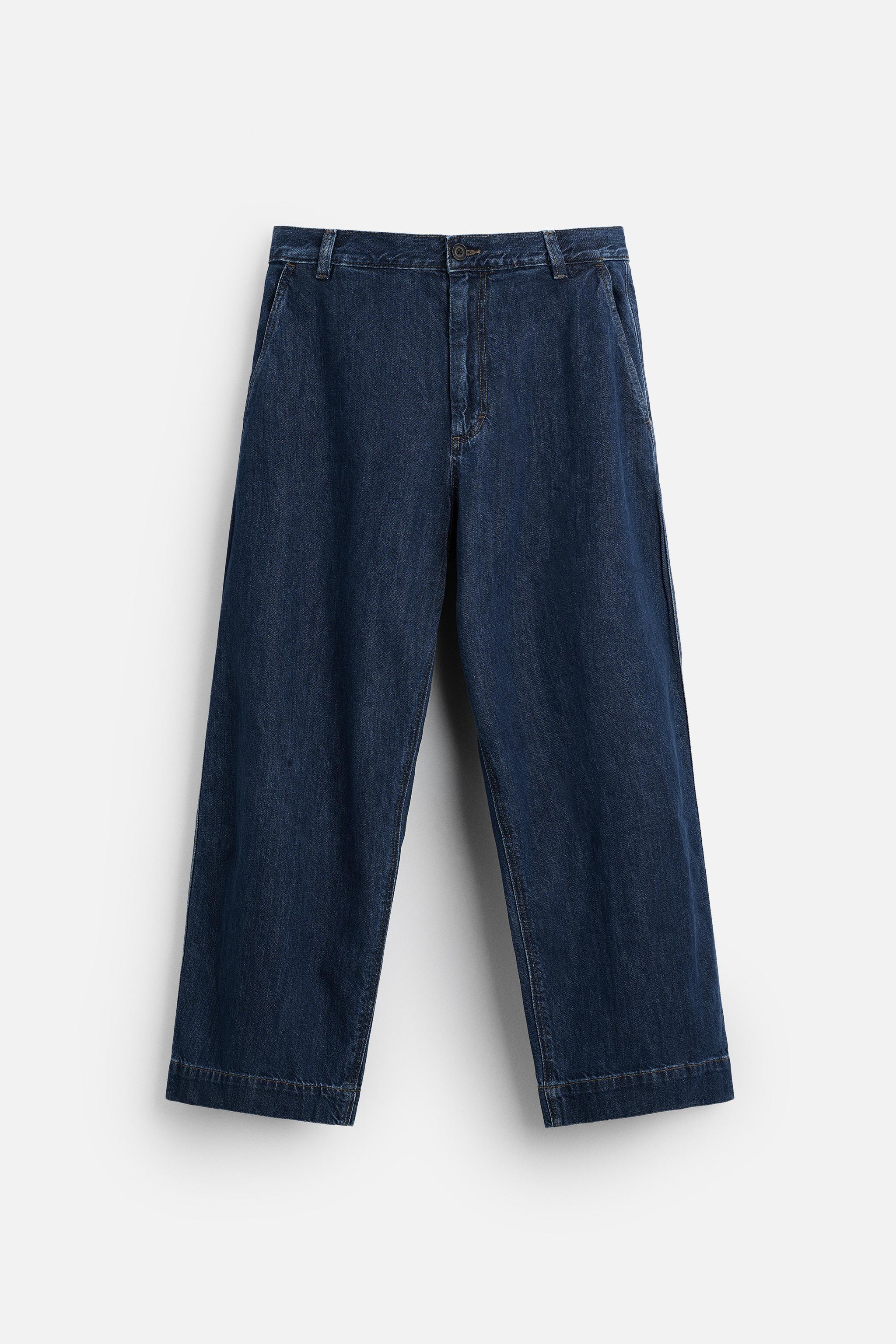 WIDE FIT JEANS Product Image