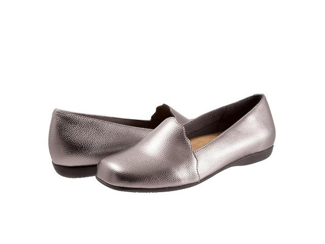 Trotters Sage Flat Product Image