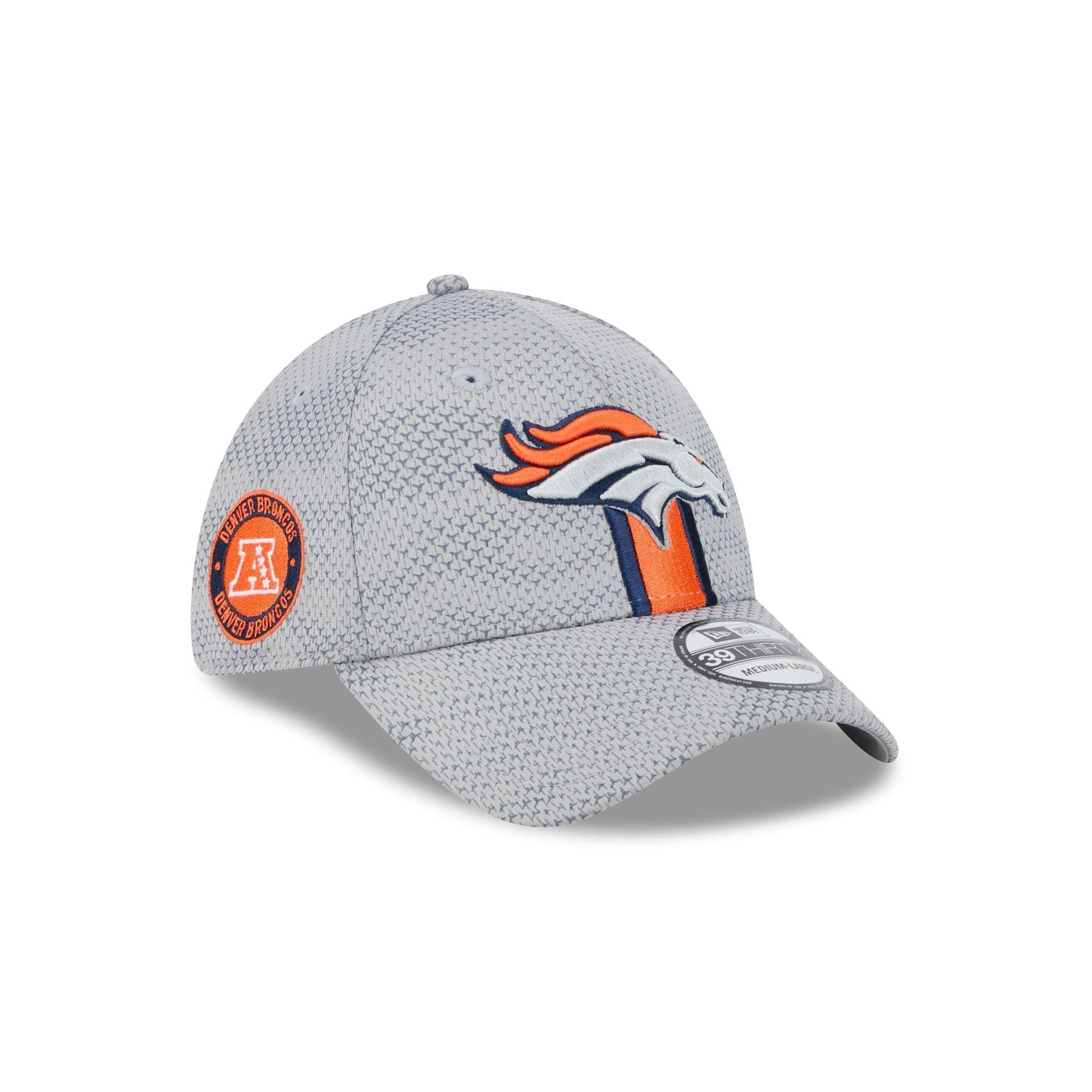 Denver Broncos 2024 Sideline Gray 39THIRTY Stretch Fit Hat Male Product Image