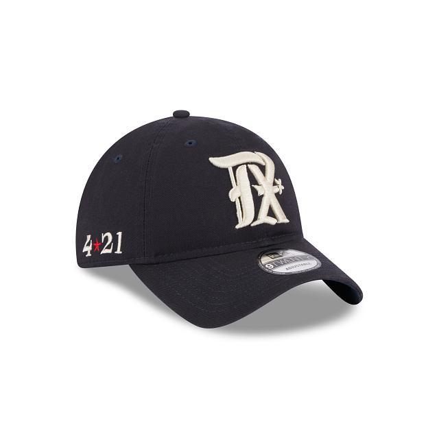 New York Yankees Vintage 9TWENTY Adjustable Hat Male Product Image