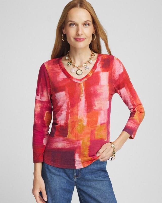 Women's Geometric Print 3/4 Sleeve V-Neck Tee Product Image