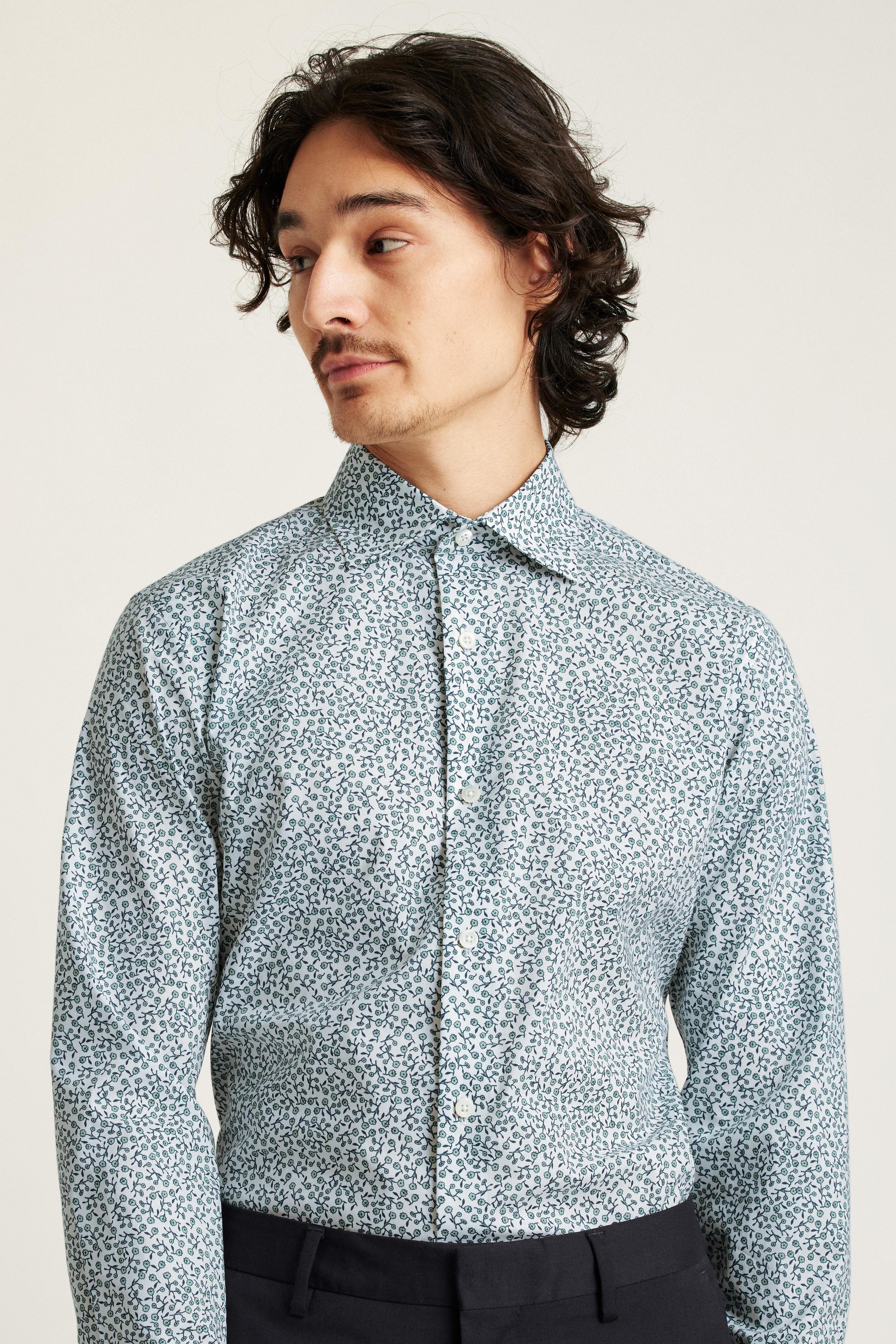 Jetsetter Stretch Dress Shirt Product Image