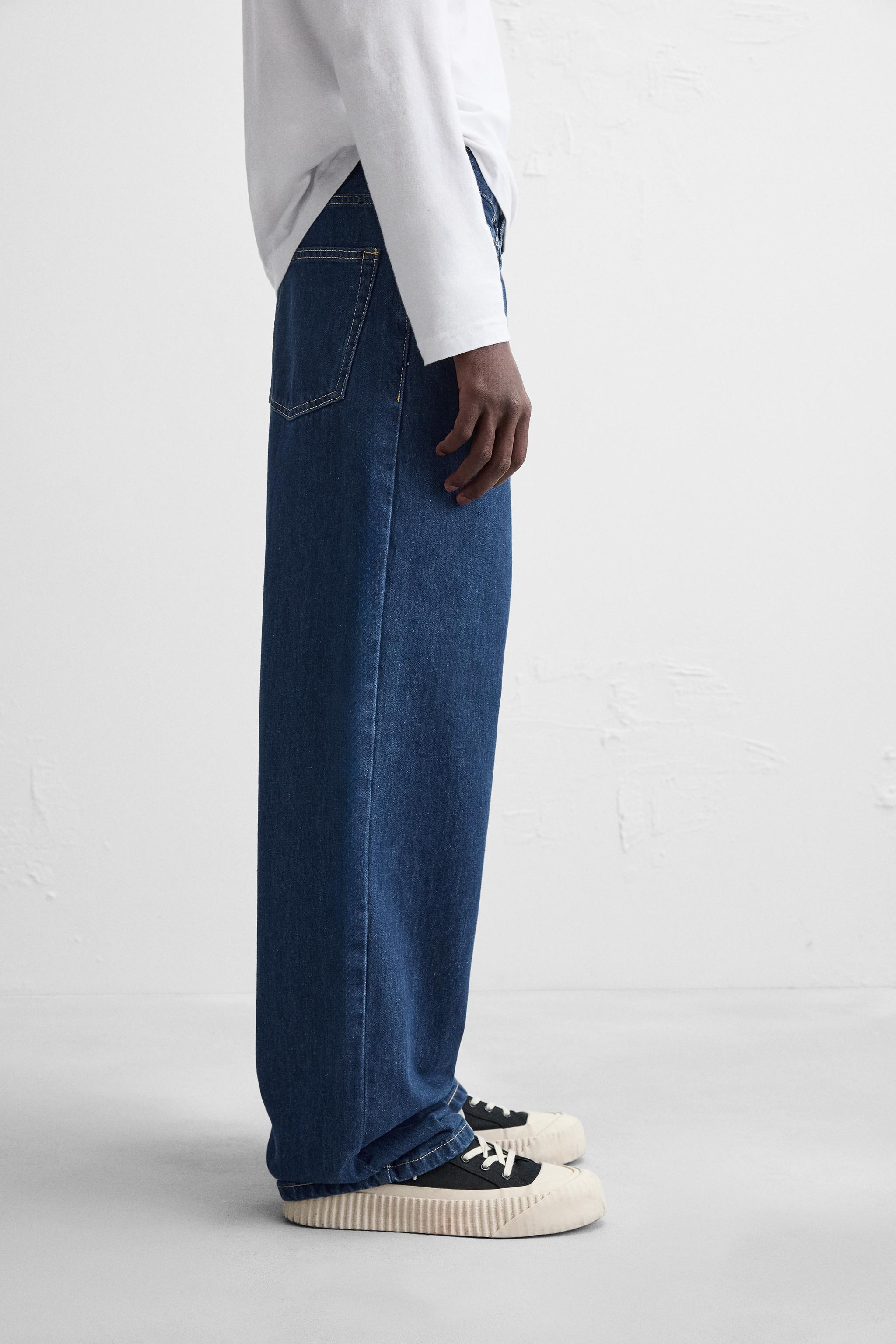 RELAXED FIT JEANS Product Image