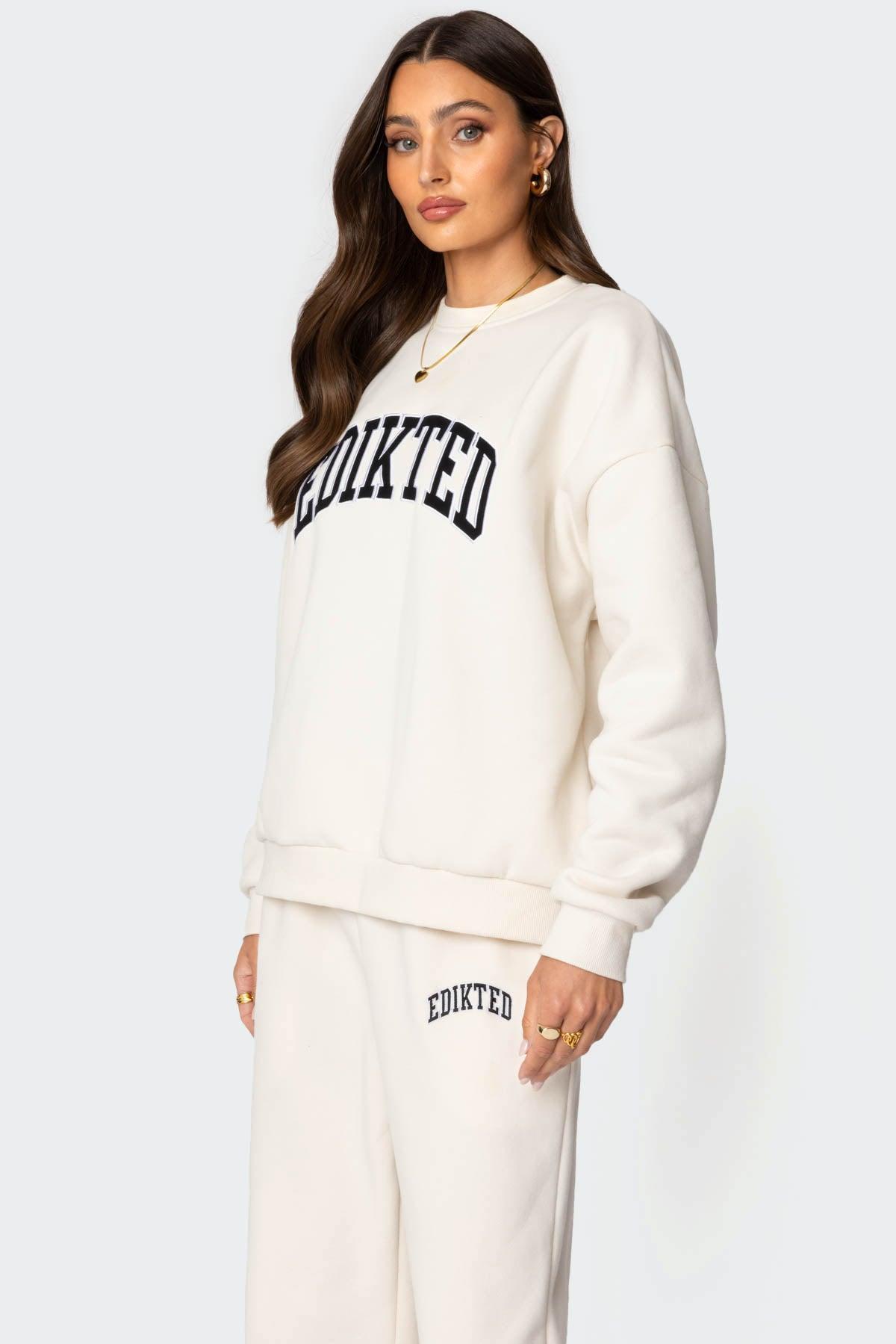 Edikted Babe Oversized Sweatshirt Product Image