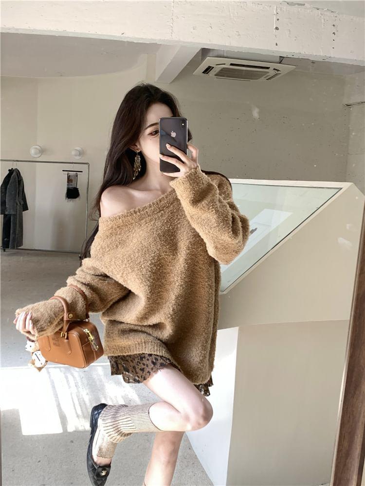 Off-Shoulder Plain Sweater / High Waist Leopard Print Mini A-Line Skirt Product Image