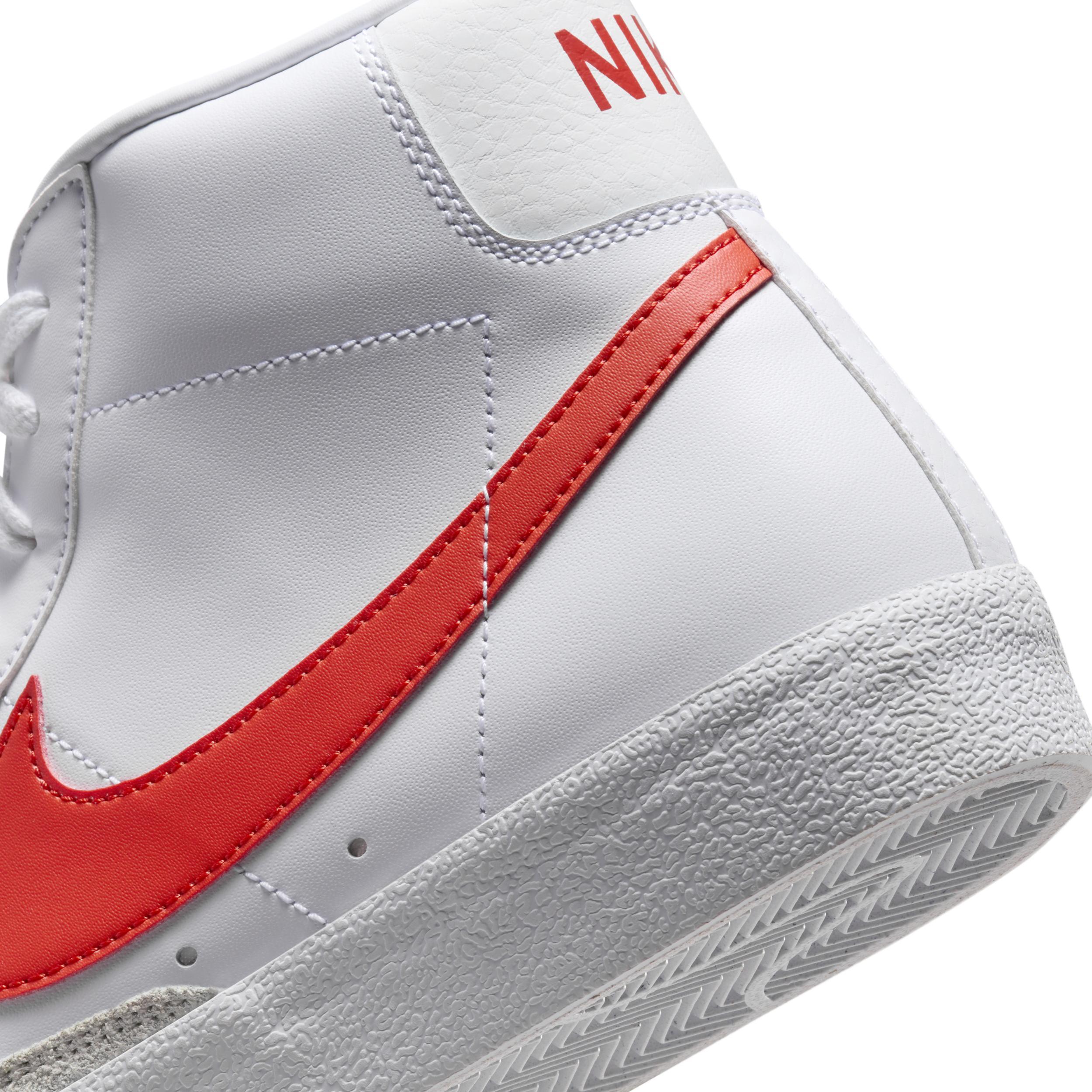 Nike Men's Blazer Mid '77 Vintage Shoes Product Image