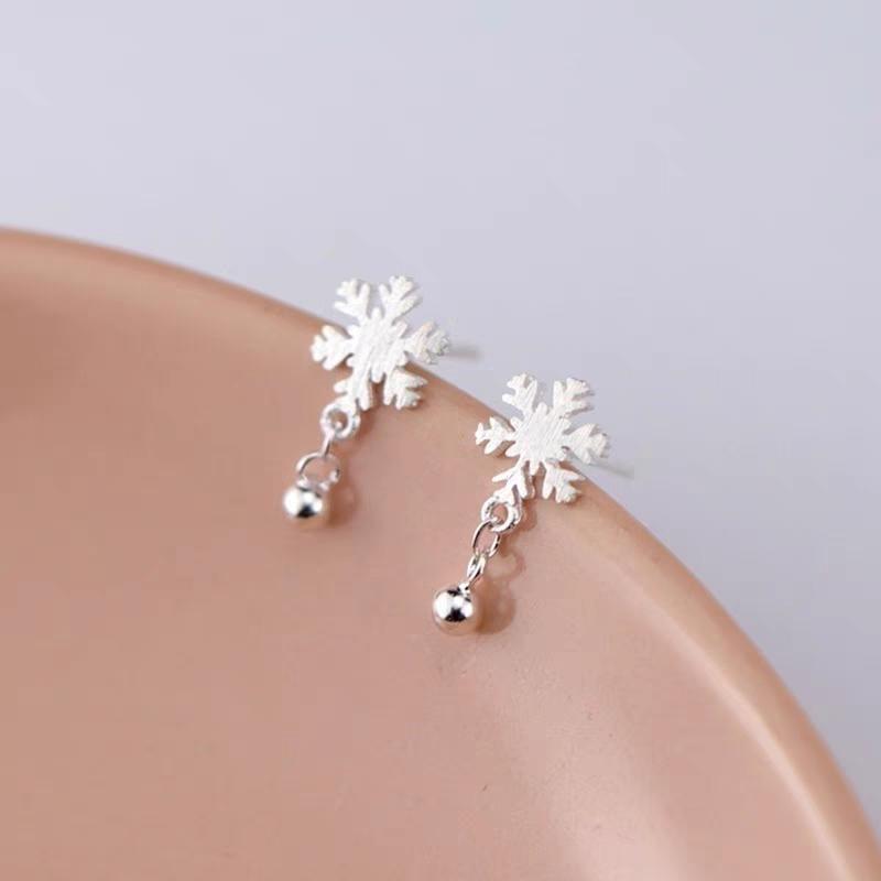 925 Sterling Silver Snowflake Drop Earring Product Image