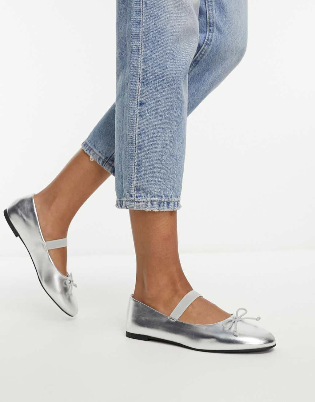 Monki ballet flats in silver metallic Product Image