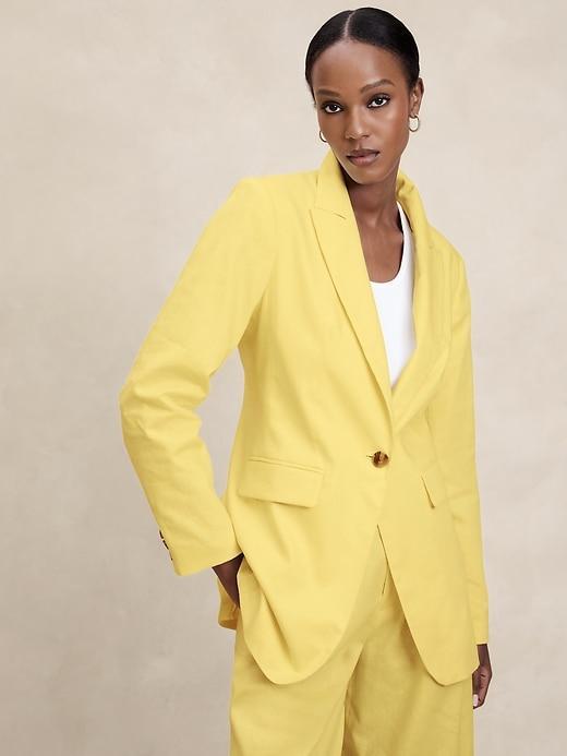 Linen-Blend Long and Lean Blazer Product Image