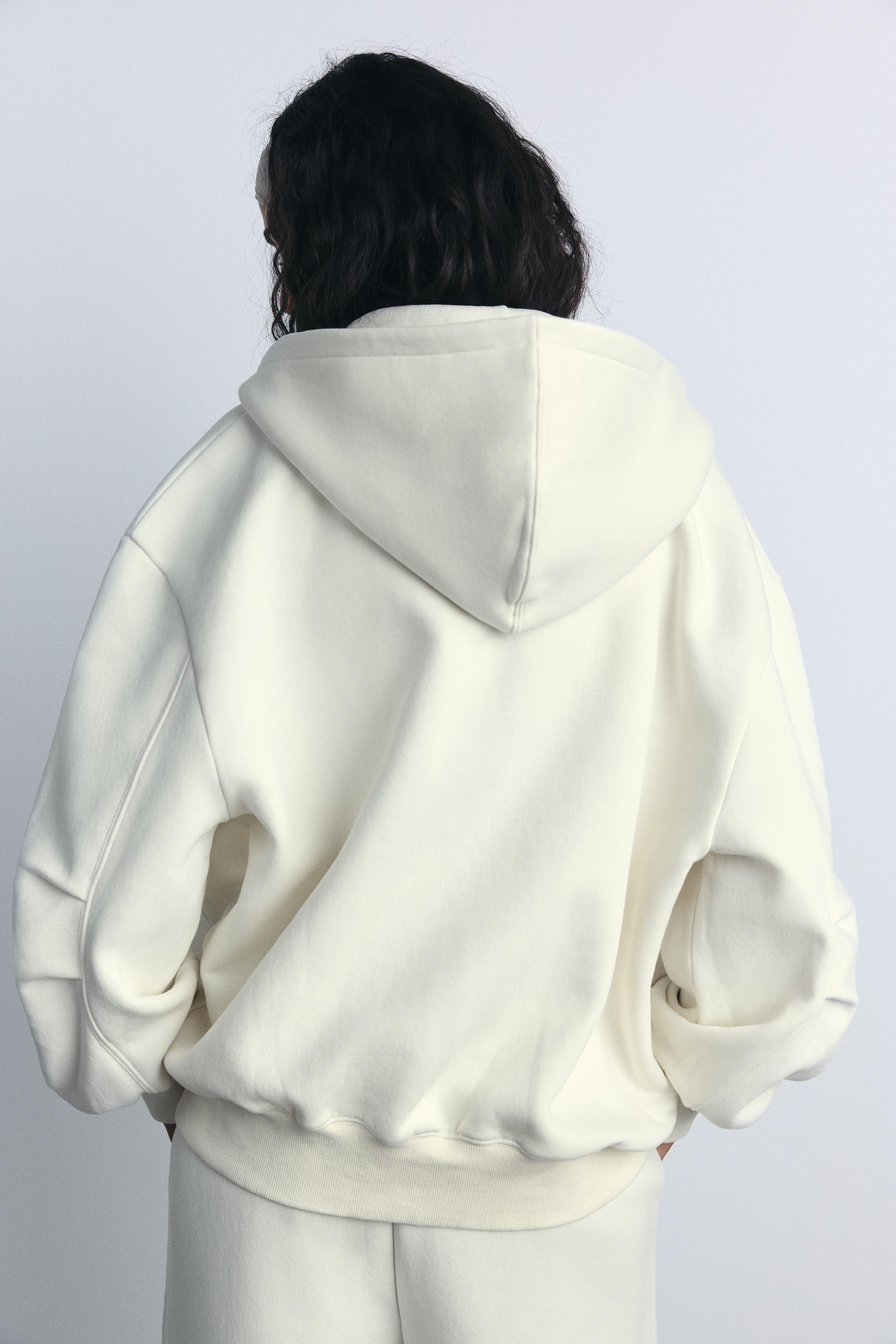 OVERSIZED ZIPPERED SWEATSHIRT Product Image