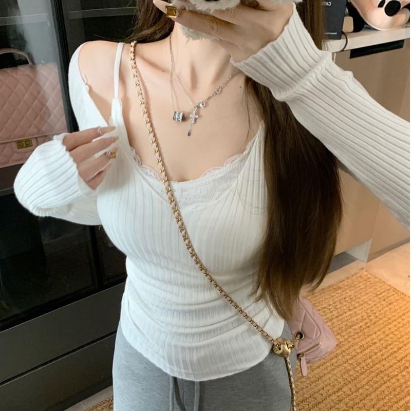 Long Sleeve V-Neck Plain Ribbed Knit Top / Plain Padded Panel Lace Camisole Top Product Image