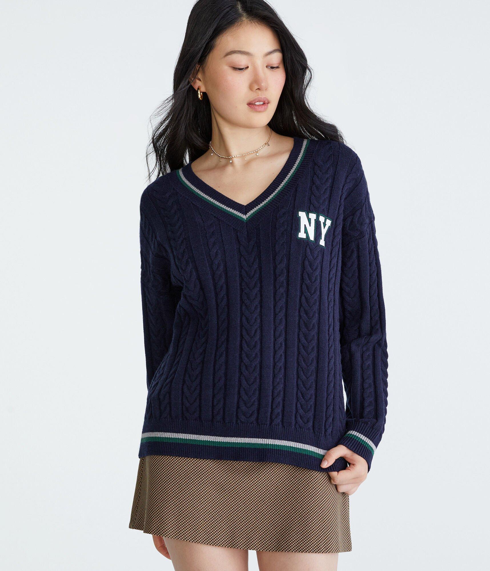 City Oversized Cable V-Neck Sweater Product Image