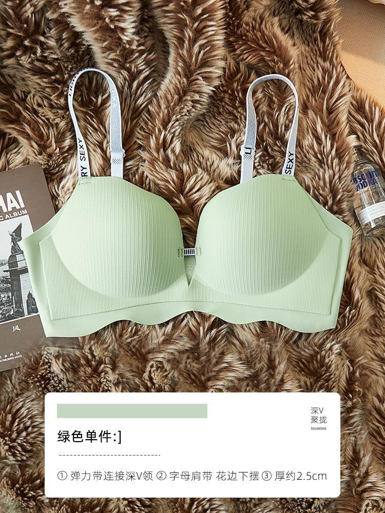 Lettering Cutout Push Up Bra Product Image