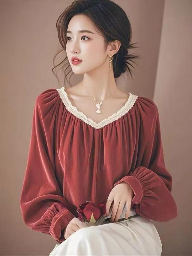 Long-Sleeve V-Neck Velvet Blouse Product Image