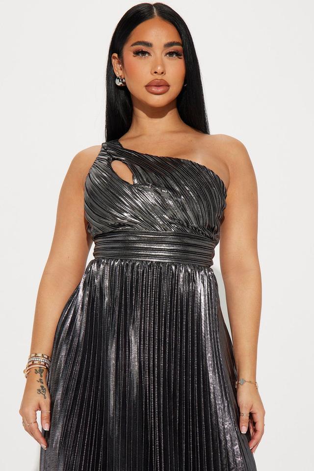 Serena Pleated Metallic Maxi Dress - Black/Silver Product Image