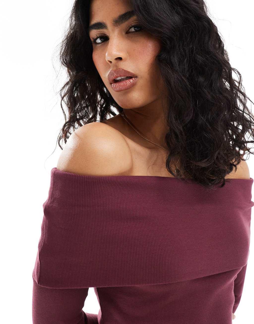 Miss Selfridge deep fold over top in burgundy Product Image