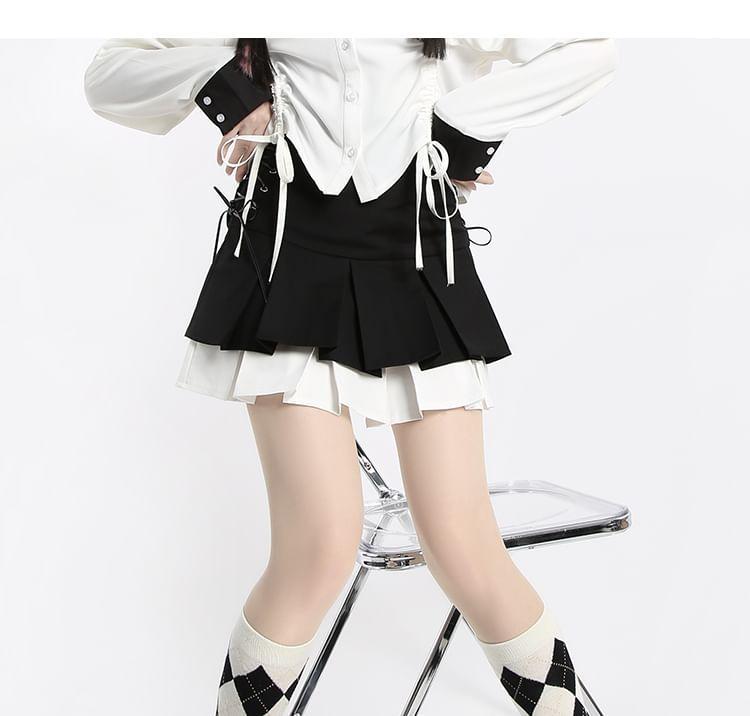 High Waist Two Tone Pleated Layered Lace-Up Mini A-Line Skirt Product Image