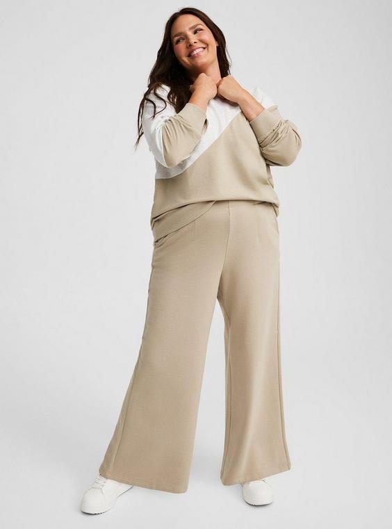 Pull-On Wide Leg Fleece Pant product image