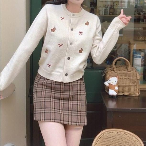 Crewneck Embroidered Button-Up Cardigan Product Image