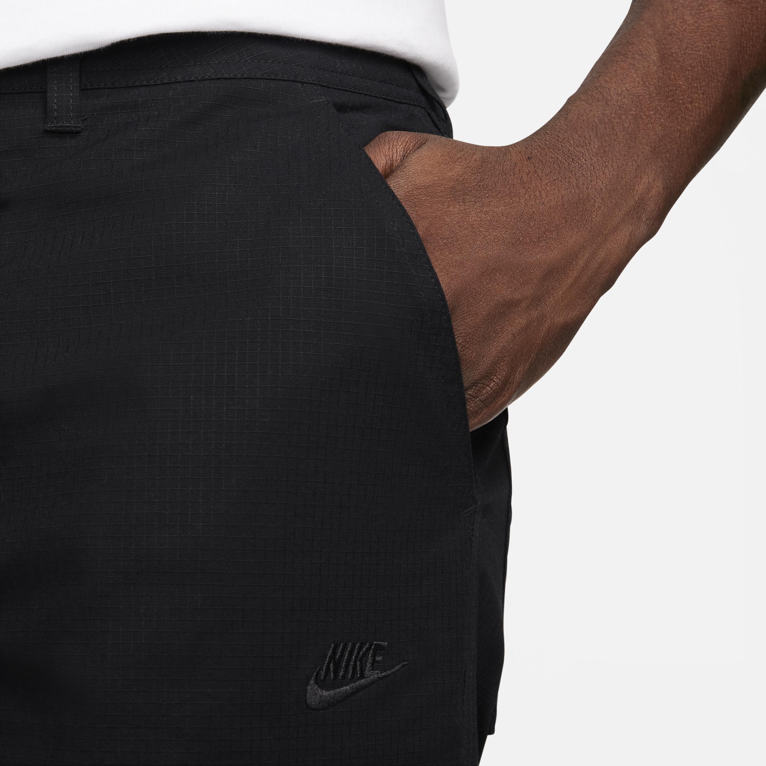 Nike Men's Club Cargo Pants Product Image