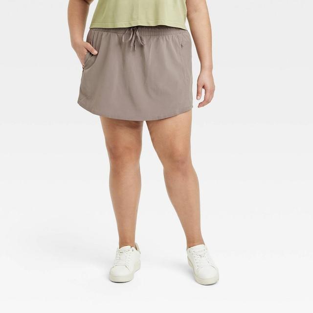 Womens Flex Woven Skort - All In Motion Taupe 1X Product Image