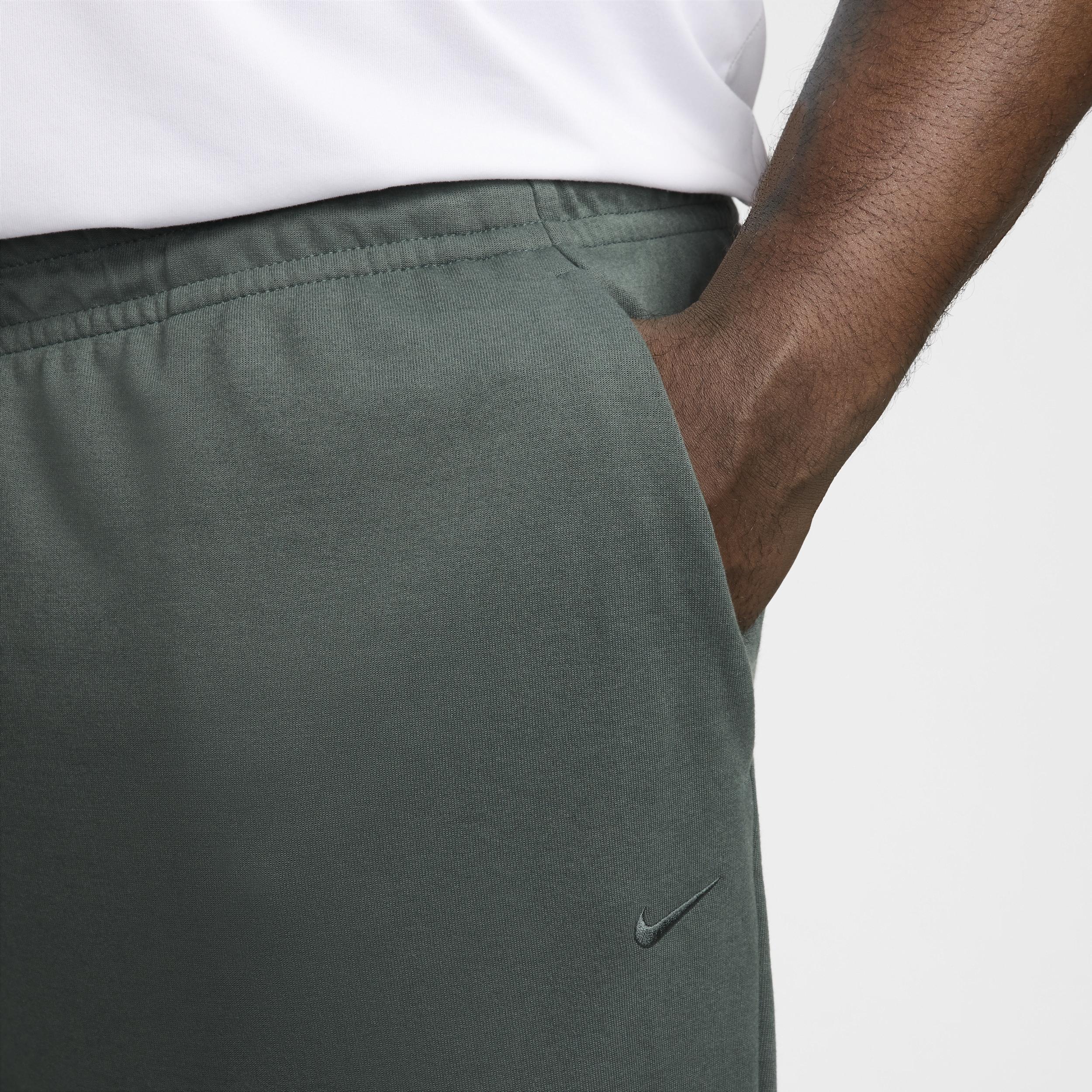 Nike Men's Primary Dri-FIT UV Versatile Jogger Pants Product Image