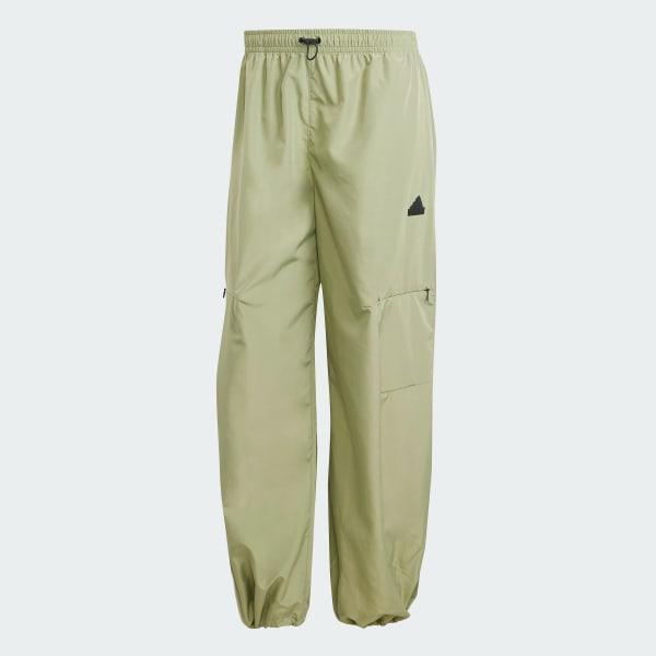 adiClub Cargo Pants Product Image