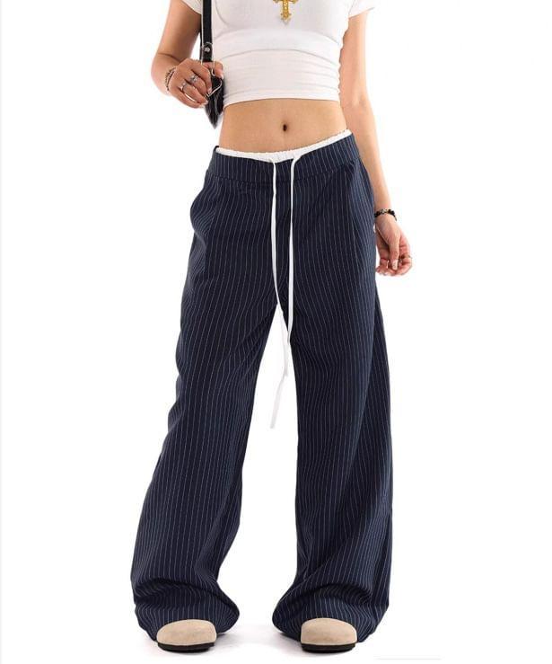 Low Rise Striped Loose-Fit Wide-Leg Dress Pants Product Image