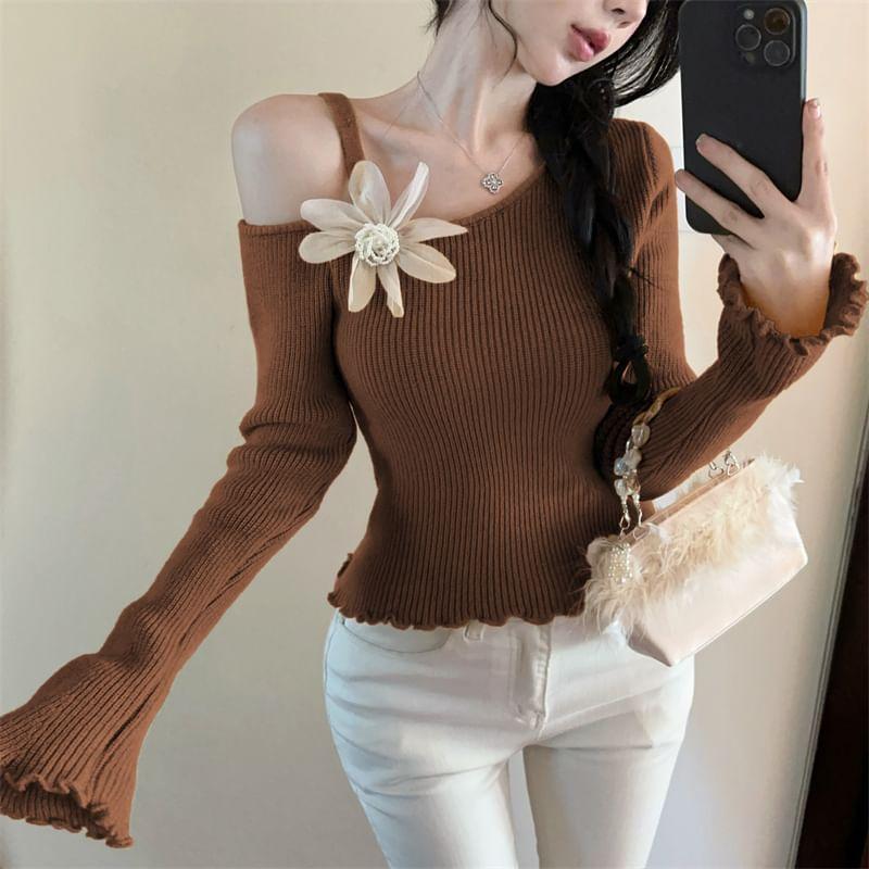 Long-Sleeve Cold Shoulder Asymmetrical Floral Accent Lettuce Edge Crop Knit Top Product Image