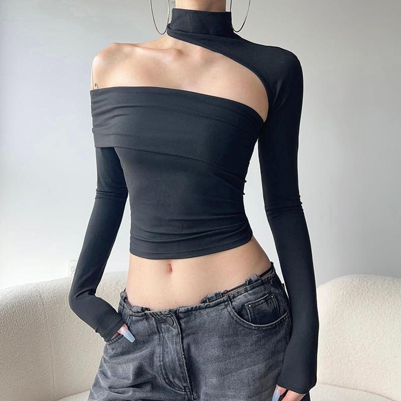 Long-Sleeve Mock Neck Plain Asymmetrical Cutout Crop Slim Fit T-Shirt Product Image