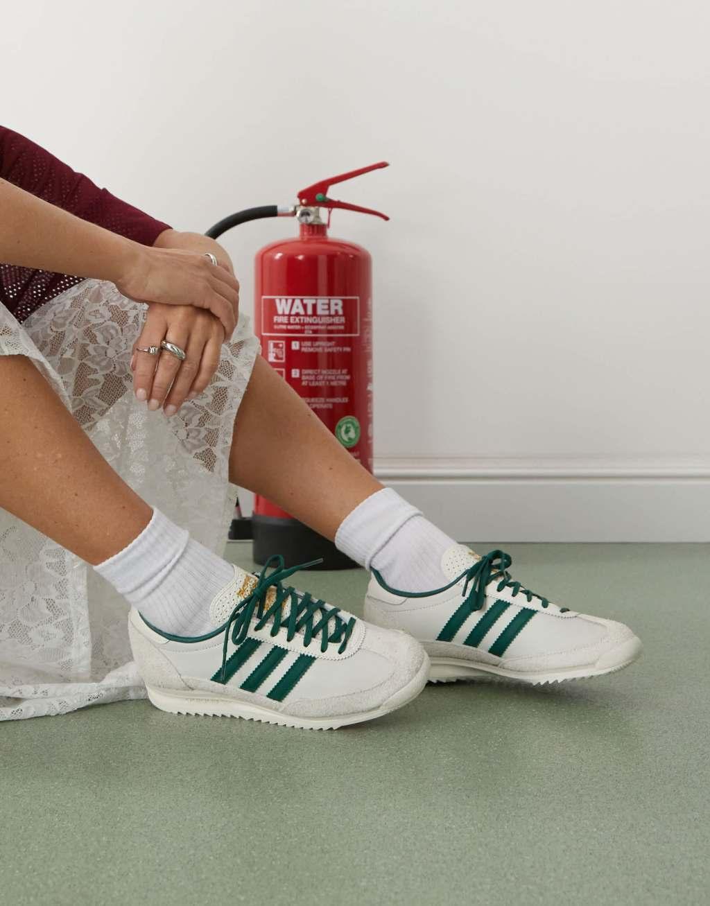 adidas Originals SL 72 OG sneakers in white and green Product Image