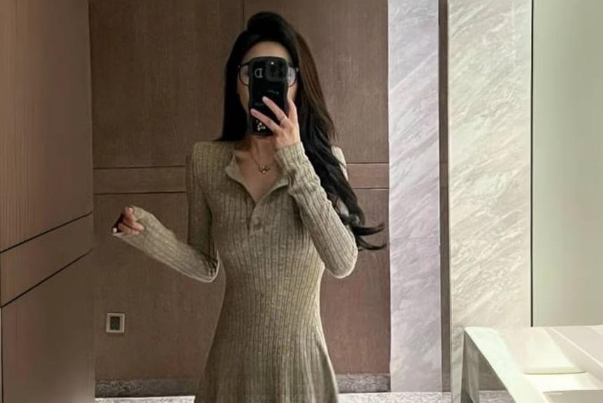 Long-Sleeve Henley Plain Ribbed Knit Maxi A-Line Dress Product Image