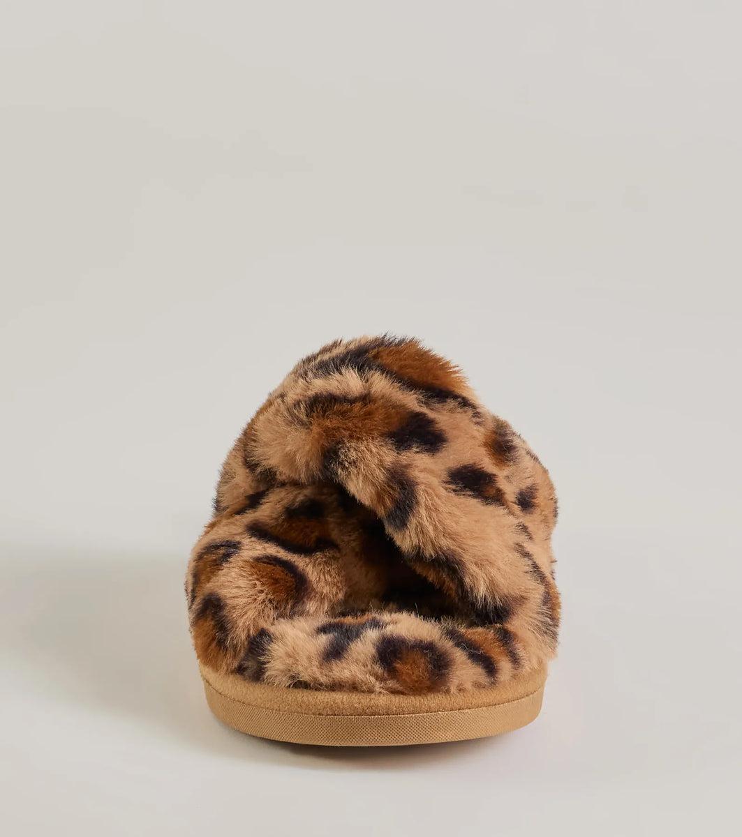 Wildly Chic Faux Fur Leopard Print Slides Product Image