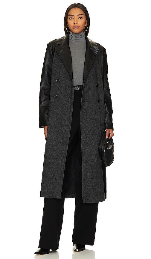 Femme Coat Product Image