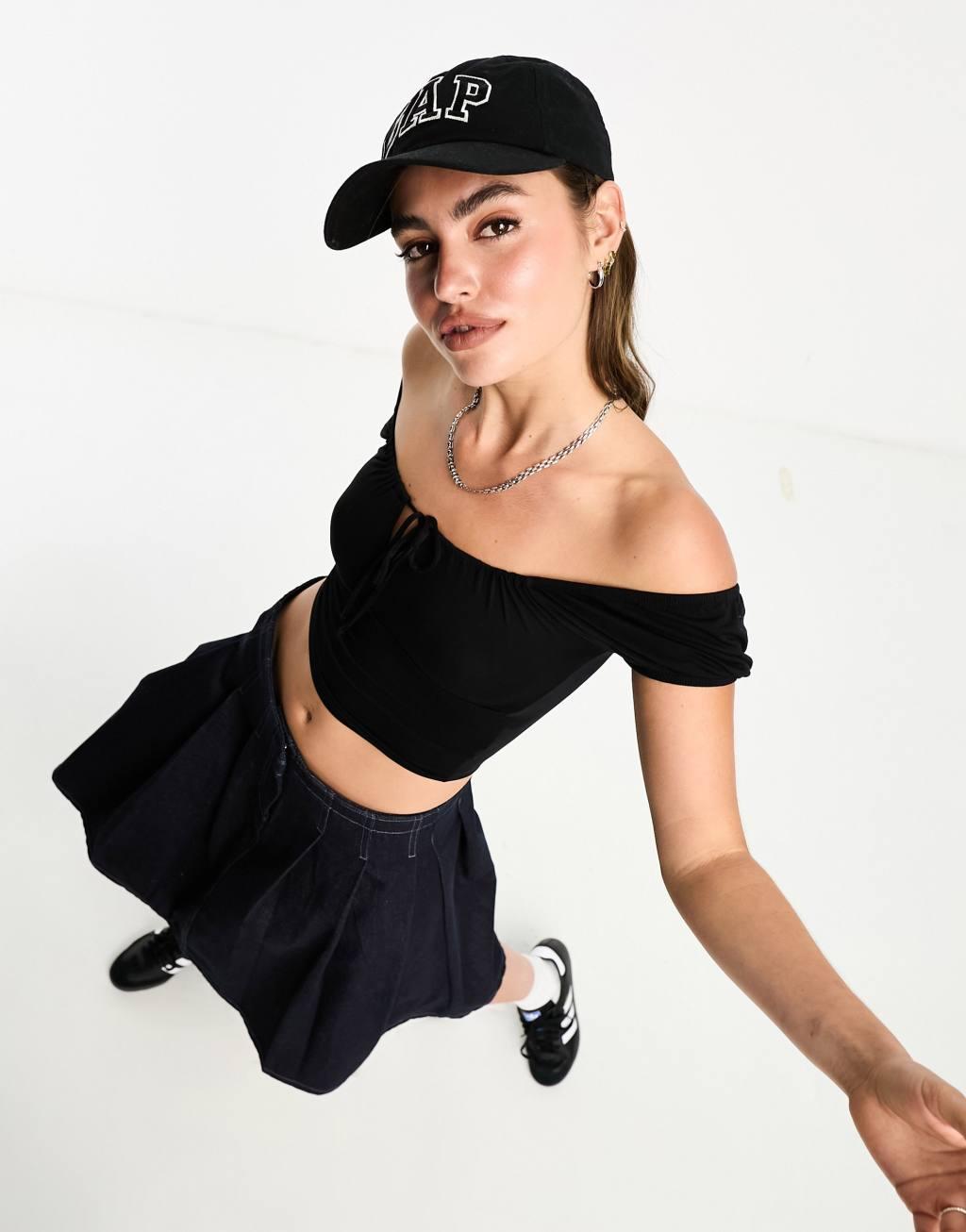 Cotton On tie front short sleeve crop top Product Image