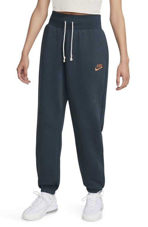 Women's Nike Sportswear High-Waisted Oversized Fleece Sweatpants Product Image