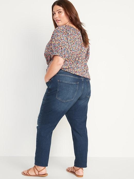 Curvy High-Waisted OG Straight Ripped Cut-Off Jeans Product Image