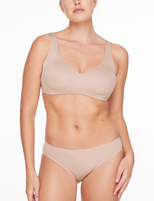 ComfortStretch Smoothing Wireless Bra Product Image