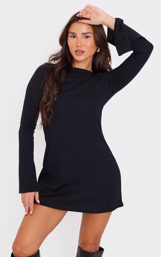 Black Heavy Rib Boat Neck Flare Sleeve Shift Dress Product Image