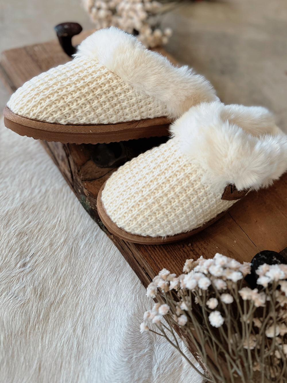 Very G Cream Sweater Knit Fuzzy Slippers Product Image