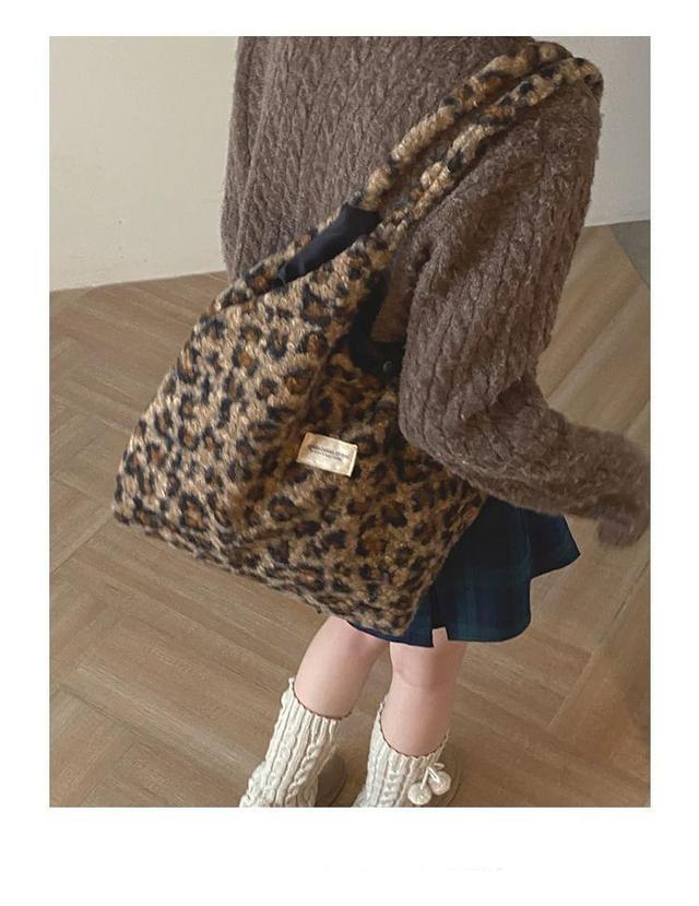 Leopard Print Fluffy Tote Bag Product Image