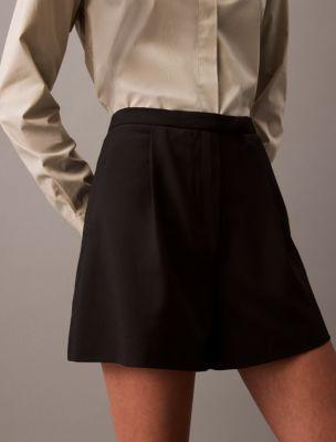 Refined Stretch Shorts Product Image