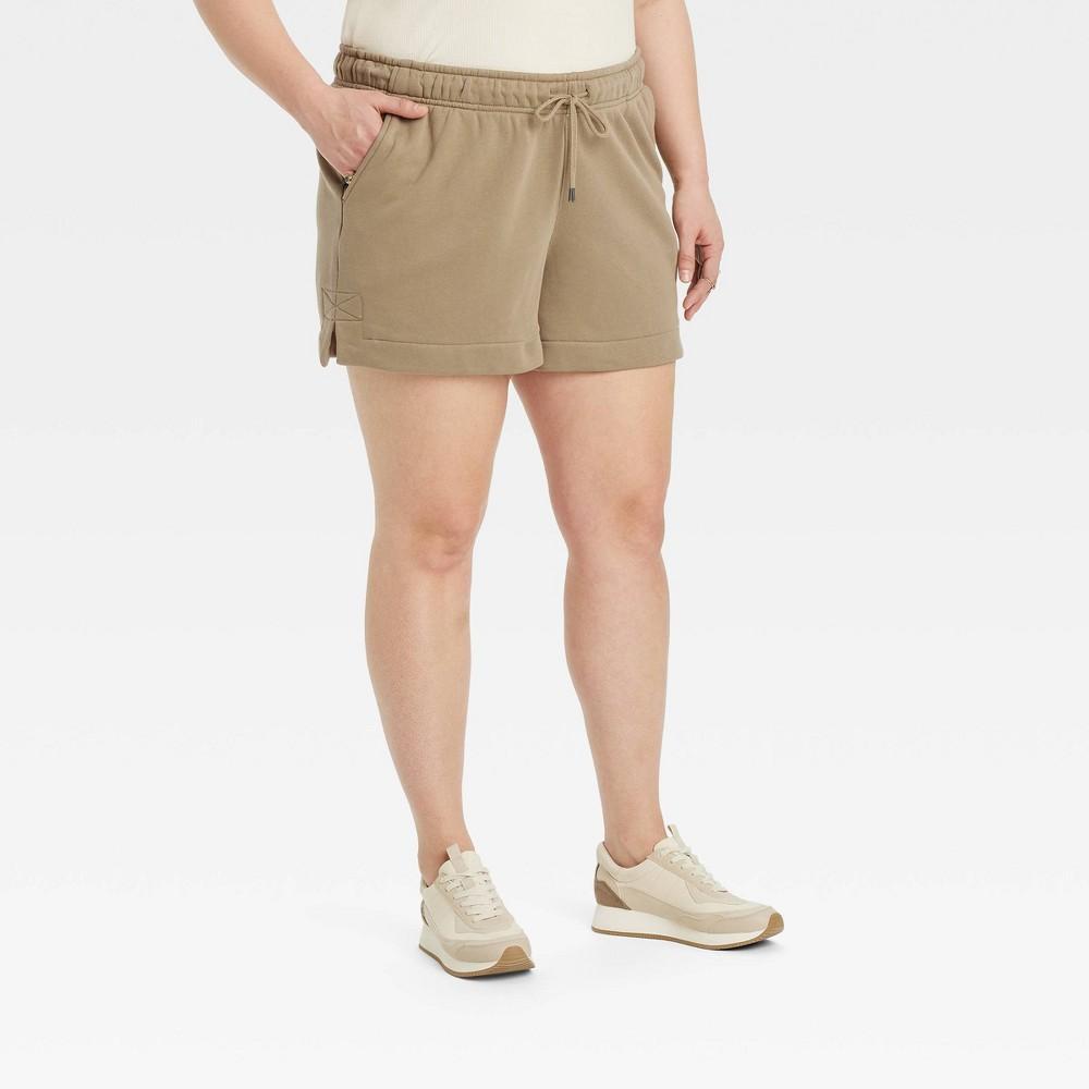 Womens Mid-Rise Fleece Shorts - Universal Thread Dark Brown 1X product image